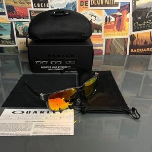 Oakley Holbrook Sunglasses Polarized Red/Orange Lens Clear Black clear Frame
